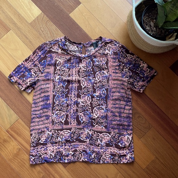 Forever 21 Floral Graphic Print T-shirt Blouse, size small - Picture 1 of 11